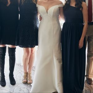 Essence of Australia D2477 Wedding Dress in Ivory